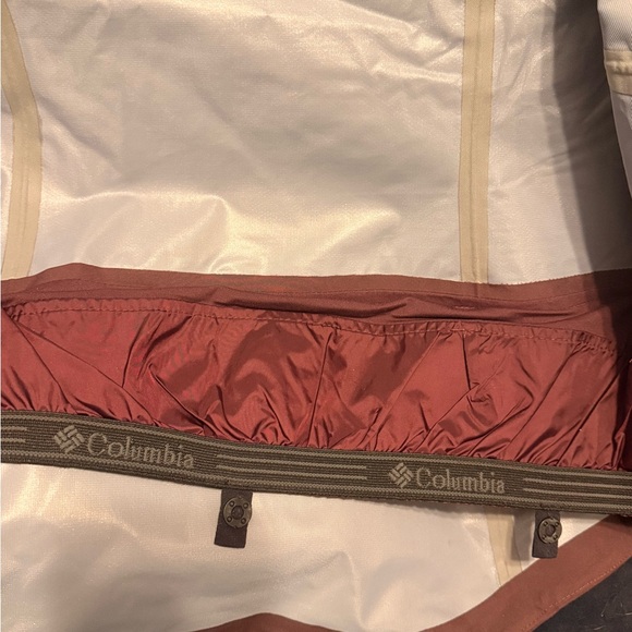 Columbia Titanium Women’s Waterproof Shell Jacket – Size M – NWT ($300 MSRP) - Picture 7 of 8